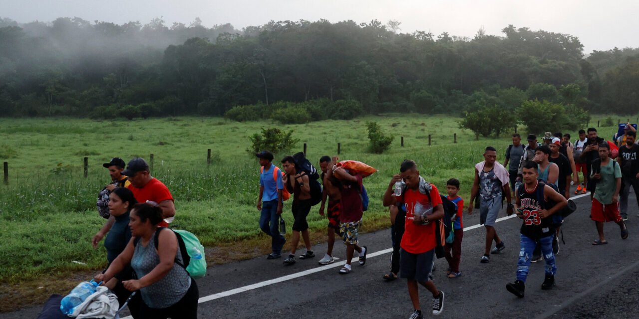 Trump Derides Migrant Caravans in Mexico. They Rarely Make It Near the U.S.