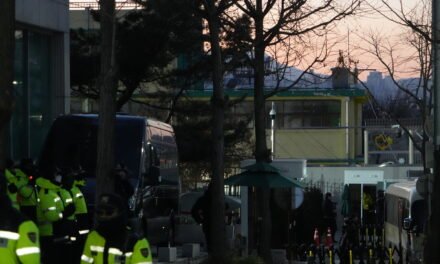 South Korean Officials Arrive at President Yoon’s Home, Seeking to Detain Him