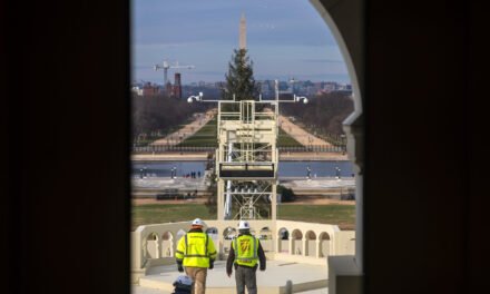 Trump Inauguration, Awash in Cash, Runs Out of Perks for Big Donors