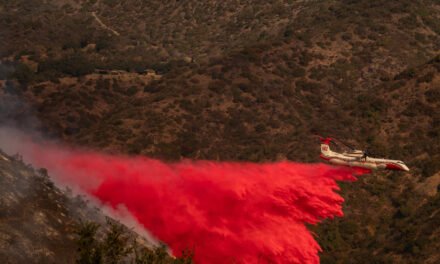Pilots Battling L.A Fires Face Heat, Turbulence, and High-Pressure Risks