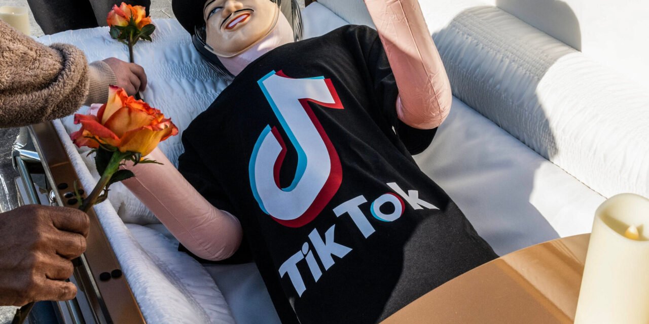 TikTok Says Service Will Return as Users React to Shutdown