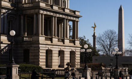 Resignation Push Deepens Worries About Effect on Government Services