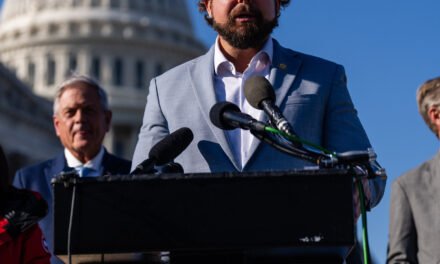 Musk and Republican Lawmakers Pressure Judges with Impeachment Threats
