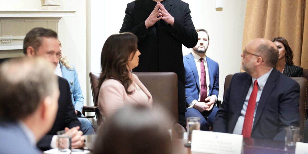 Elon Musk’s Starlink Expands Across White House Complex