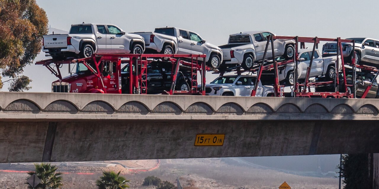 Trump Suspends Mexico and Canada Tariffs on USMCA Goods for a Month