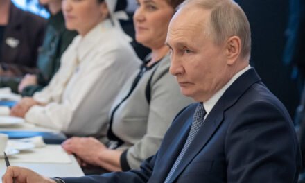 Putin Is ‘Carefully Studying’ Proposed Ukraine Cease-Fire
