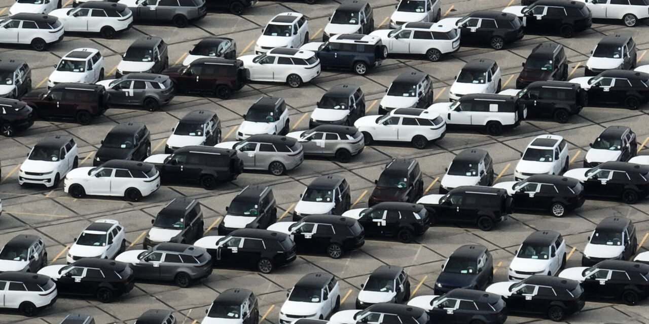 Trump Announces 25% Tariffs on Imported Cars and Car Parts