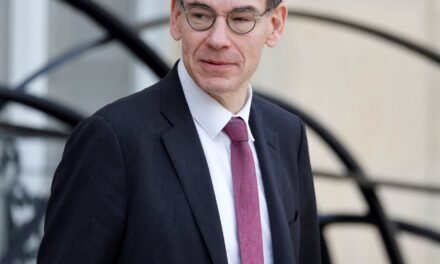 U.S. Denied Entry to French Scientist Over Views on Trump Policies, France Says