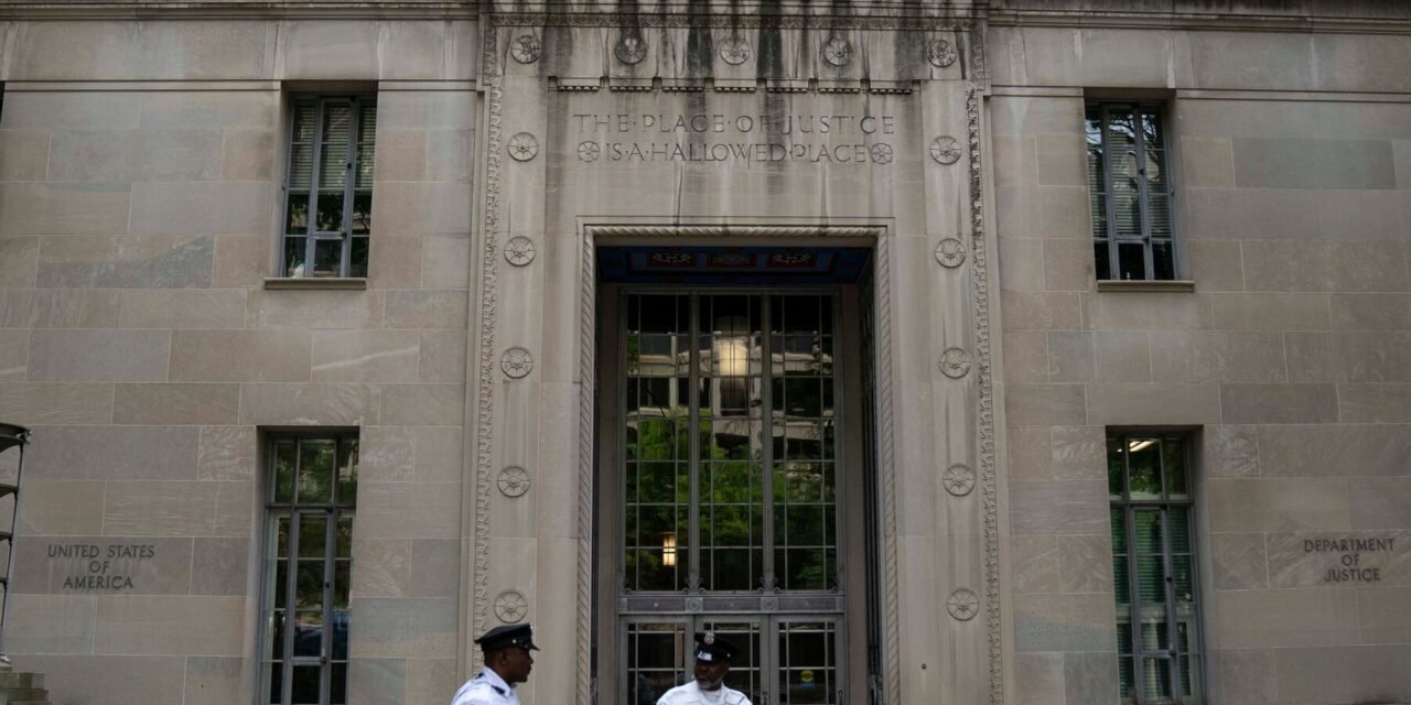 Justice Dept. Accuses Top Immigration Lawyer of Failing to Follow Orders