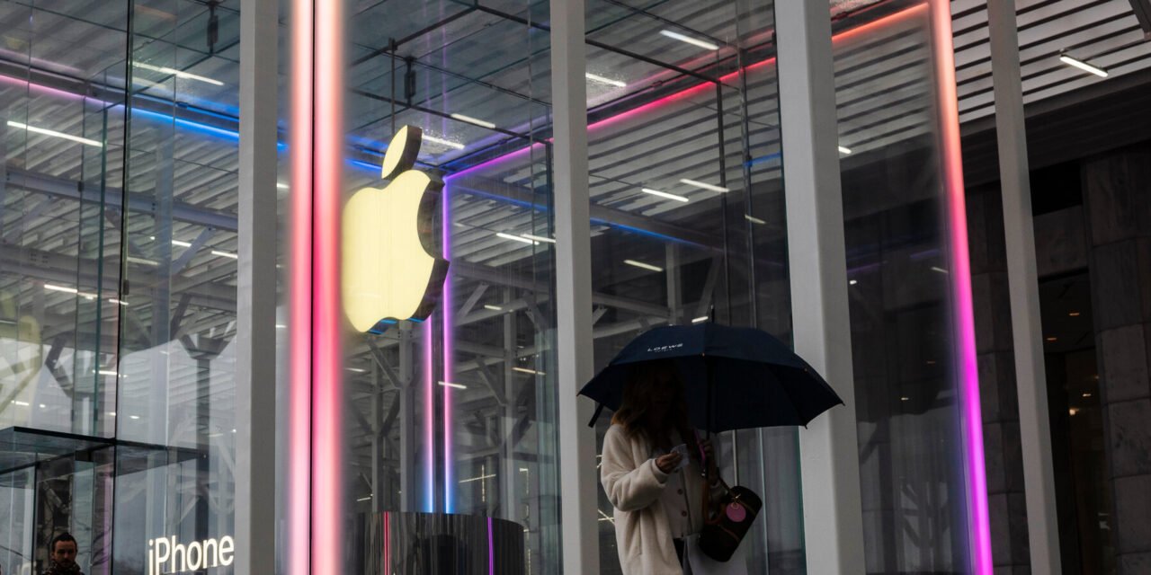 Trump Adds Tariff Exemptions for Smartphones, Computers and Other Electronics