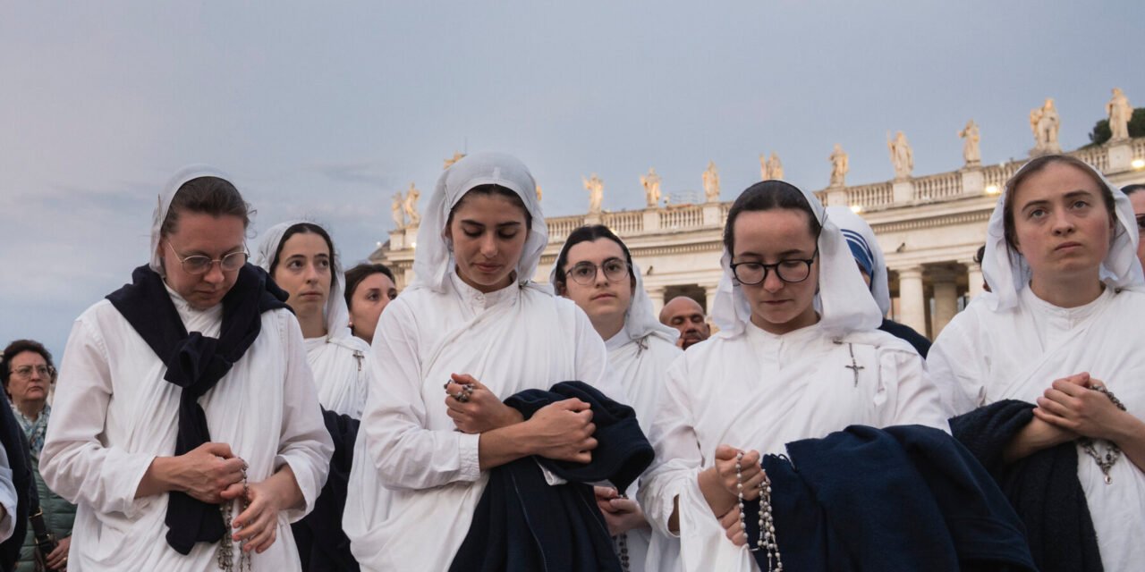 For Pope Francis, a Last Burst of Pastoring Before Death
