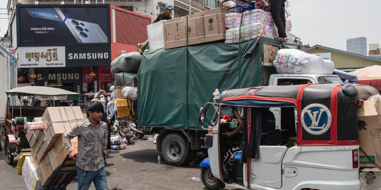 Trade War Shock Is Scrambling China’s Exports