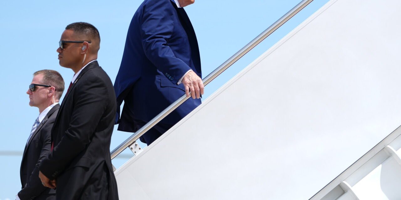 Trump, Pressed on Qatari Jet, Says Only ‘Stupid’ People Reject Gifts