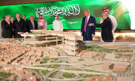 Trump Shrugs Off Netanyahu on Gulf Tour