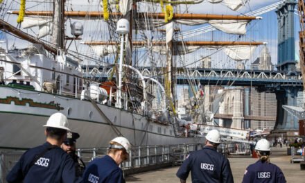 Mexican Navy Ship Crashes Into Brooklyn Bridge, Killing 2 Crew Members