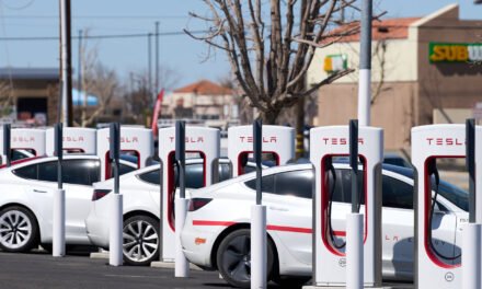 Senate Fight Over Gas-Powered Vehicles Is Also a Filibuster Showdown