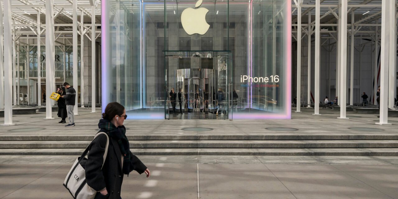 Why Making an iPhone in the U.S. Would Be So Difficult