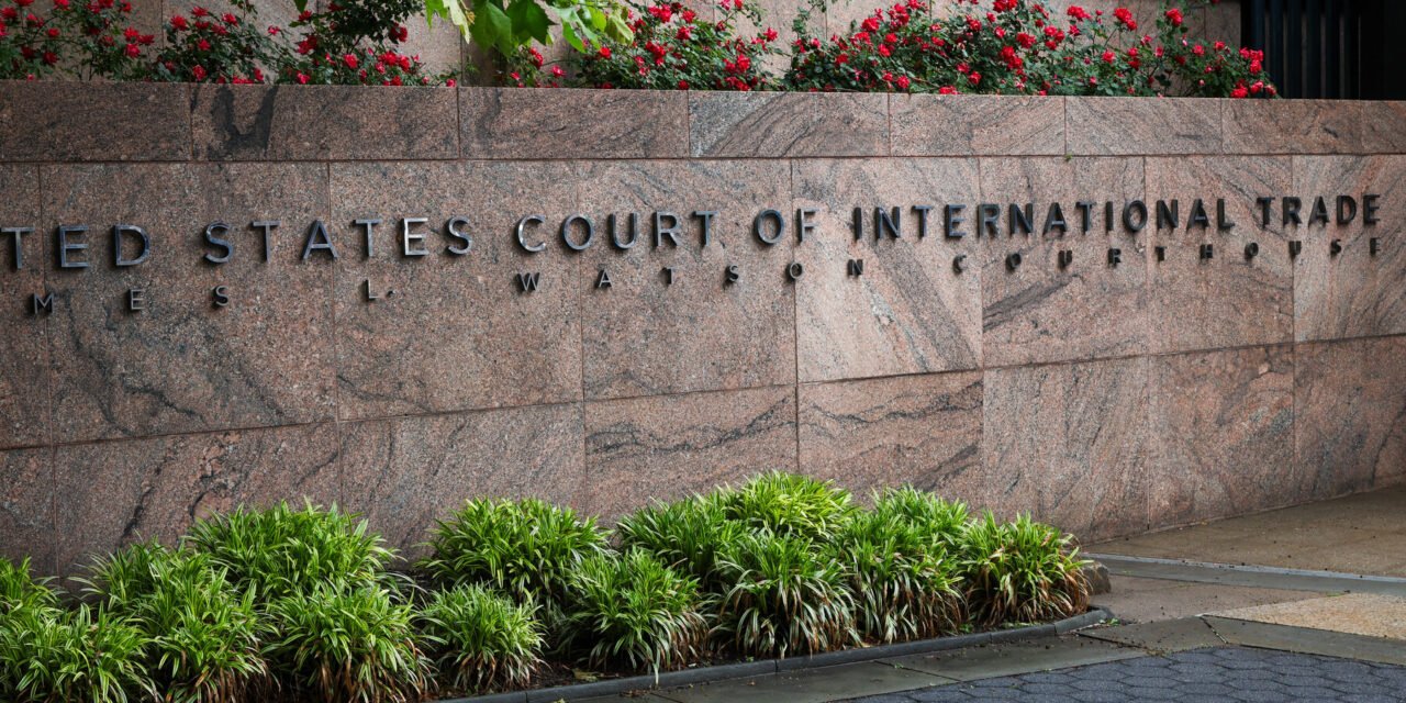 Trump Officials Intensify Attacks on Judges Over Tariffs Ruling