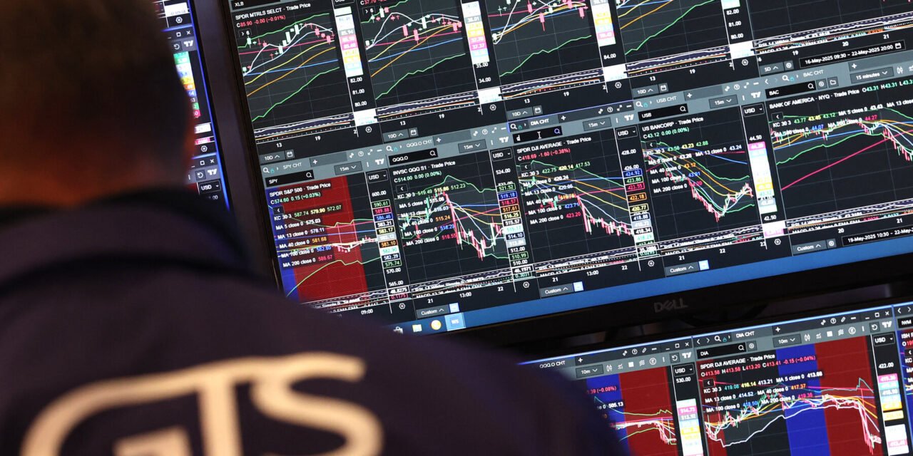 Stocks Jump After Court Blocks Trump’s Tariffs
