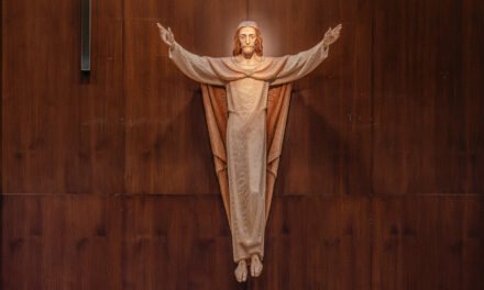 ‘Viva Papa Leo!’ At U.S. Masses, Dawn of Homegrown Pope Brings an Air of Electricity.