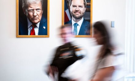President Trump’s New Portrait: This Time He’s in Full Frame