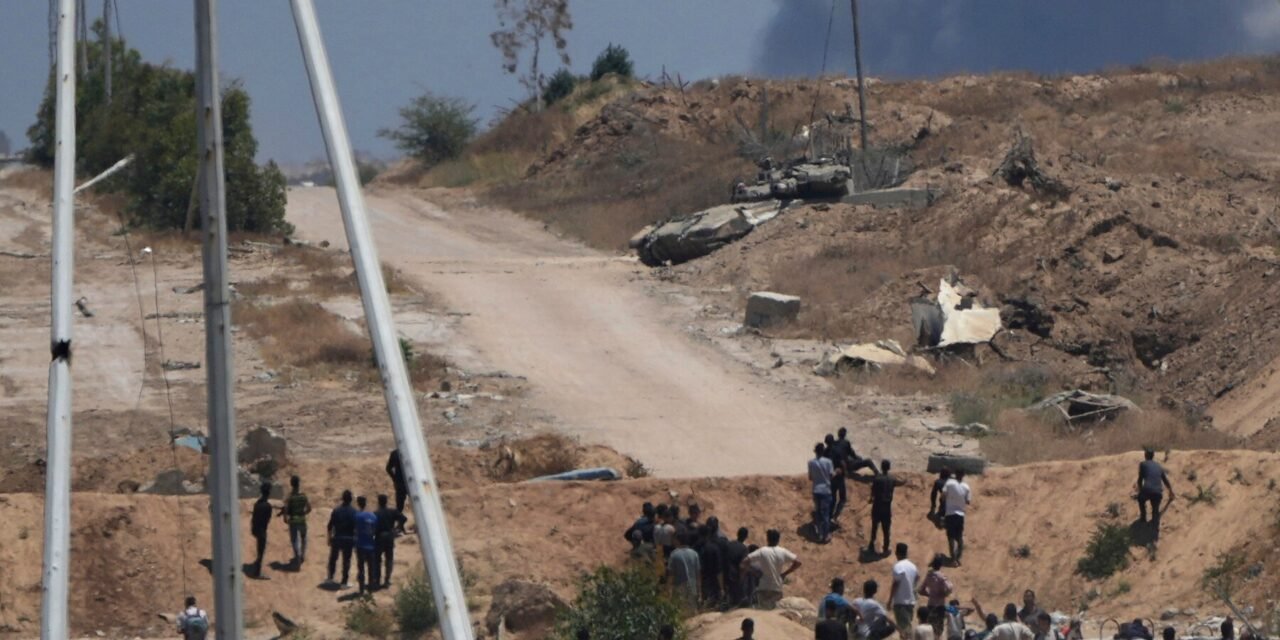 Israel Armed Palestinian Militia to Fight Hamas, Officials Say