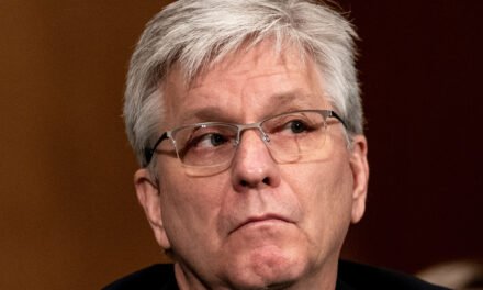 Fed Governor Calls for Rate Cuts as Soon as July