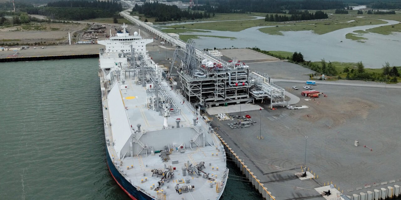 Canada Shipping Natural Gas to Asia as It Looks Beyond the US for Trade