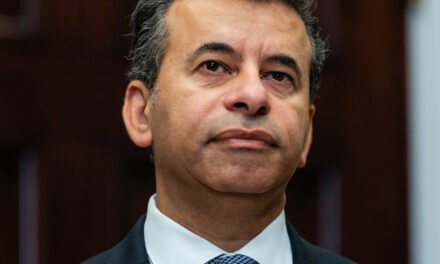 F.D.A. Posts Collection of Letters Outlining Concerns About New Drugs