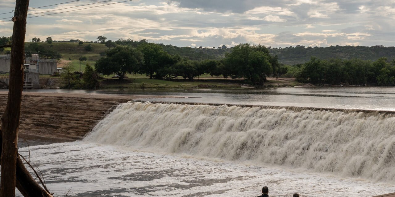 Texas City Racked by Floods Becomes a Hub for Search and Recovery