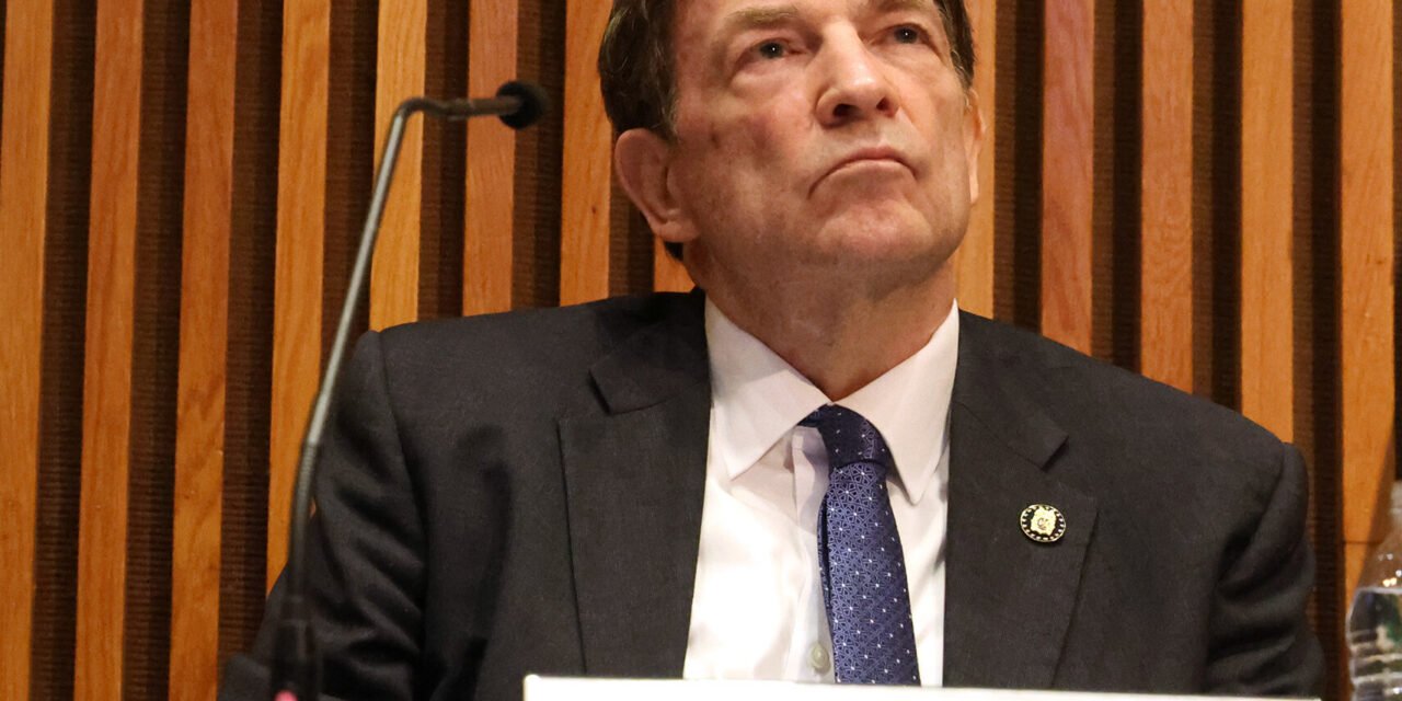Ex-Commissioner Sues, Saying Adams Ran N.Y.P.D. as a Criminal Enterprise