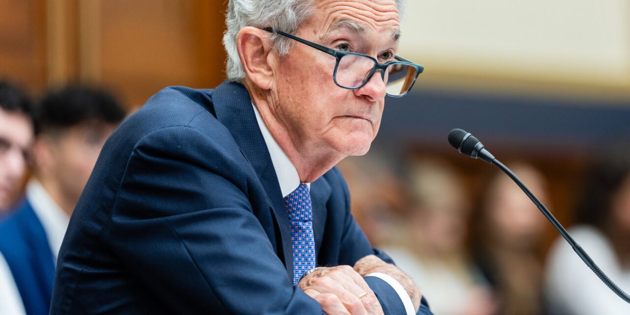 Trump’s Withering Criticism of Powell Puts Fed Decisions Under Microscope