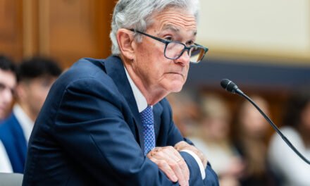 Trump’s Withering Criticism of Powell Puts Fed Decisions Under Microscope