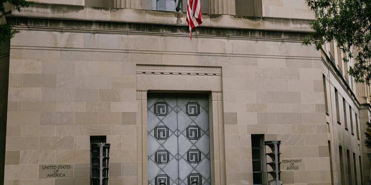 Justice Dept. Reaches Out to Ghislaine Maxwell, a Longtime Epstein Associate