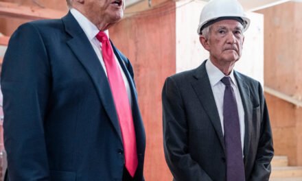 Powell Tells Trump He Was Wrong About Renovation Costs During Fed Visit