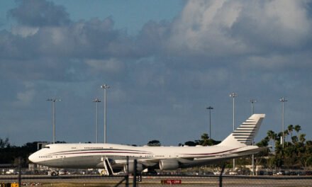 What Will It Cost to Renovate Trump’s ‘Free’ Air Force One? Don’t Ask.