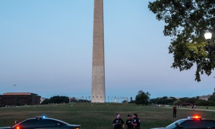 Trump Administration to Put F.B.I. Agents on Night Patrol in Washington