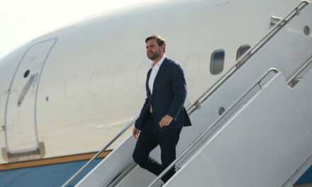 Vance Says U.S. Is Working for a Meeting With Trump, Putin and Zelensky
