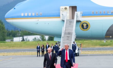 Trump and Putin Put on a Show in Summit, but No Ukraine Deal Emerges