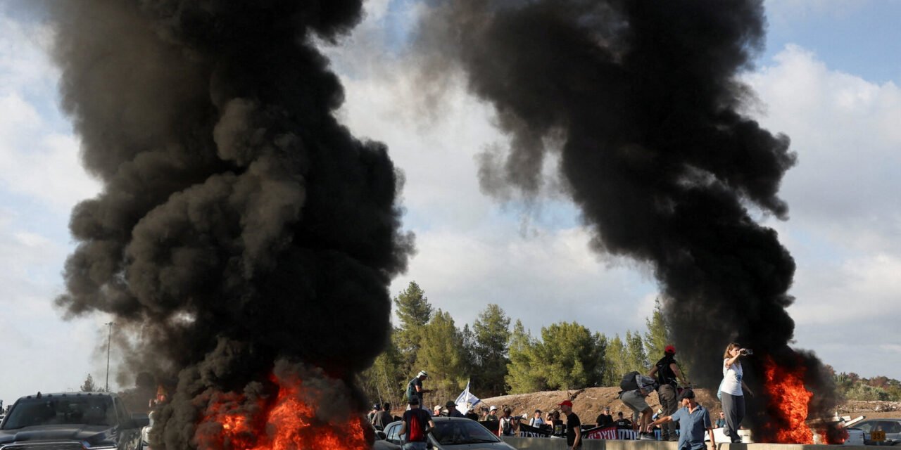 Israelis Join Nationwide Rallies to Call for Release of Hostages