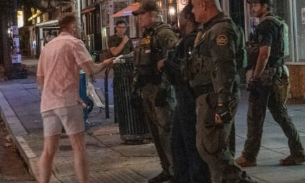 Prosecutors Fail to Secure Indictment Against Man Who Threw Sandwich at Federal Agent