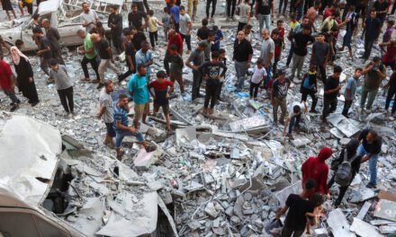 Over 15 Killed in Gaza City, One Day After Israel Ends Daily Pauses for Aid