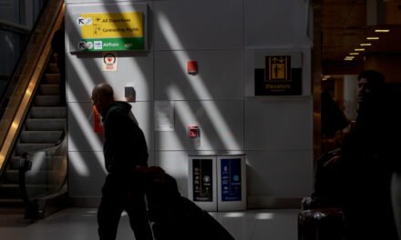 U.S. to Require Some Foreign Visitors to Pay Bonds of Up to $15,000 for Entry