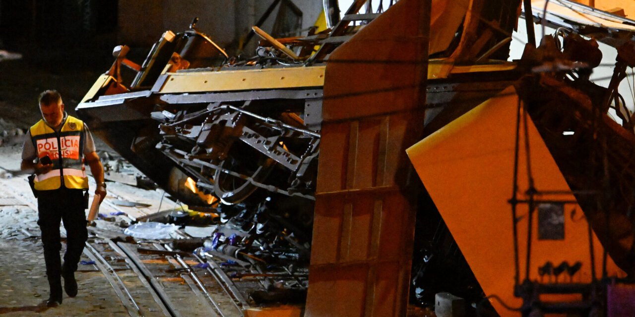 After Deadly Lisbon Funicular Crash, Portugal Declares a Day of Mourning