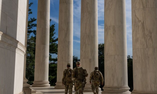 Many Cities Say Yes to Federal Police Help, but No to ‘Occupation’